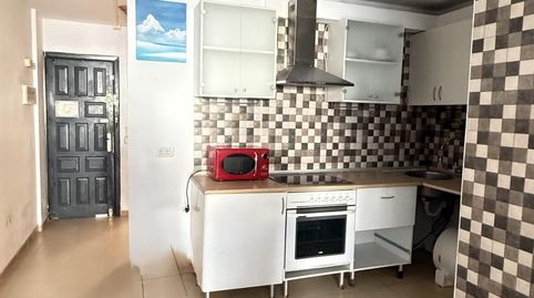 Foto 2 de Apartamento en venta en Costa del Silencio, Arona