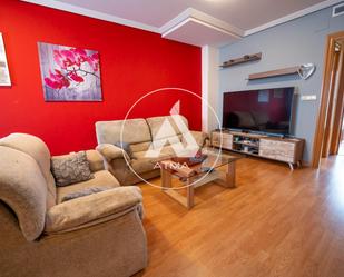 Living room of Single-family semi-detached for sale in Casas de Juan Núñez  with Heating, Terrace and Swimming Pool