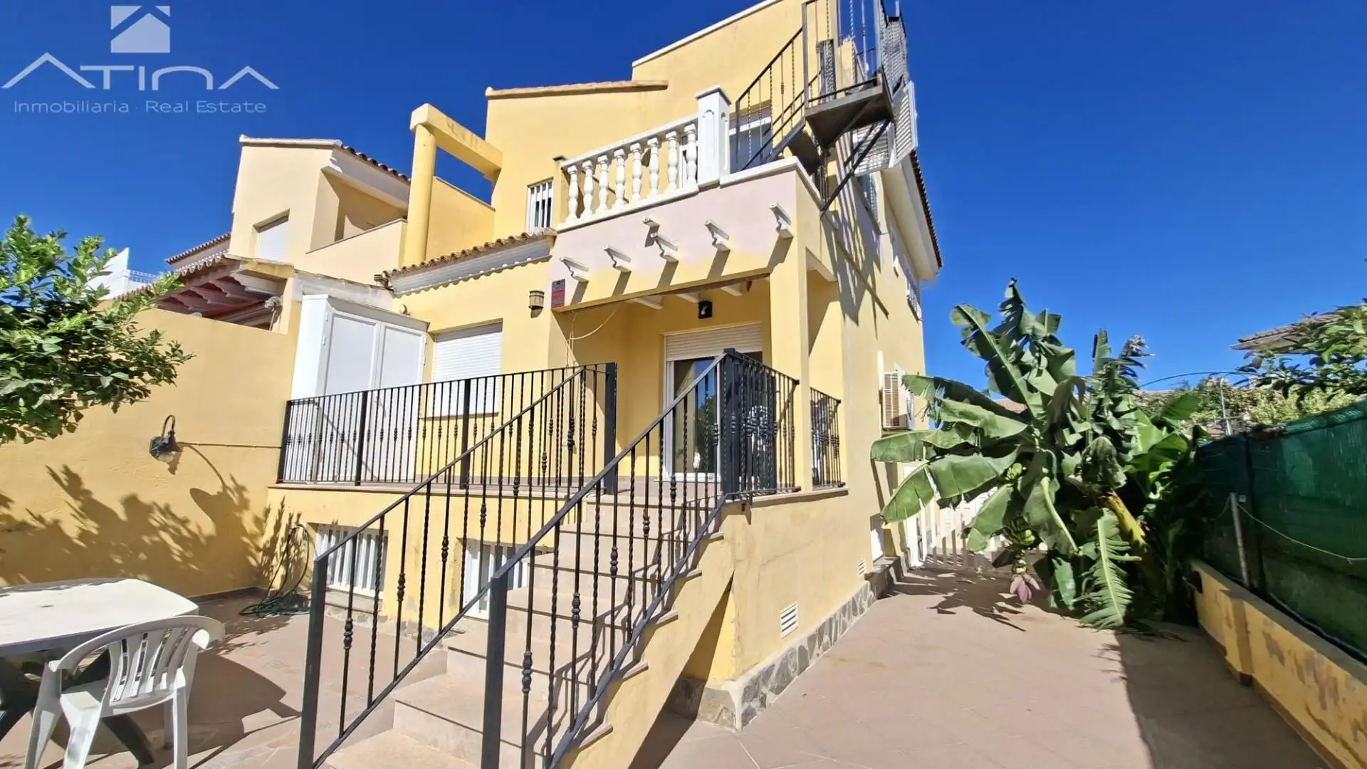 Casa bifamiliare con piscina in vendita a Daimús