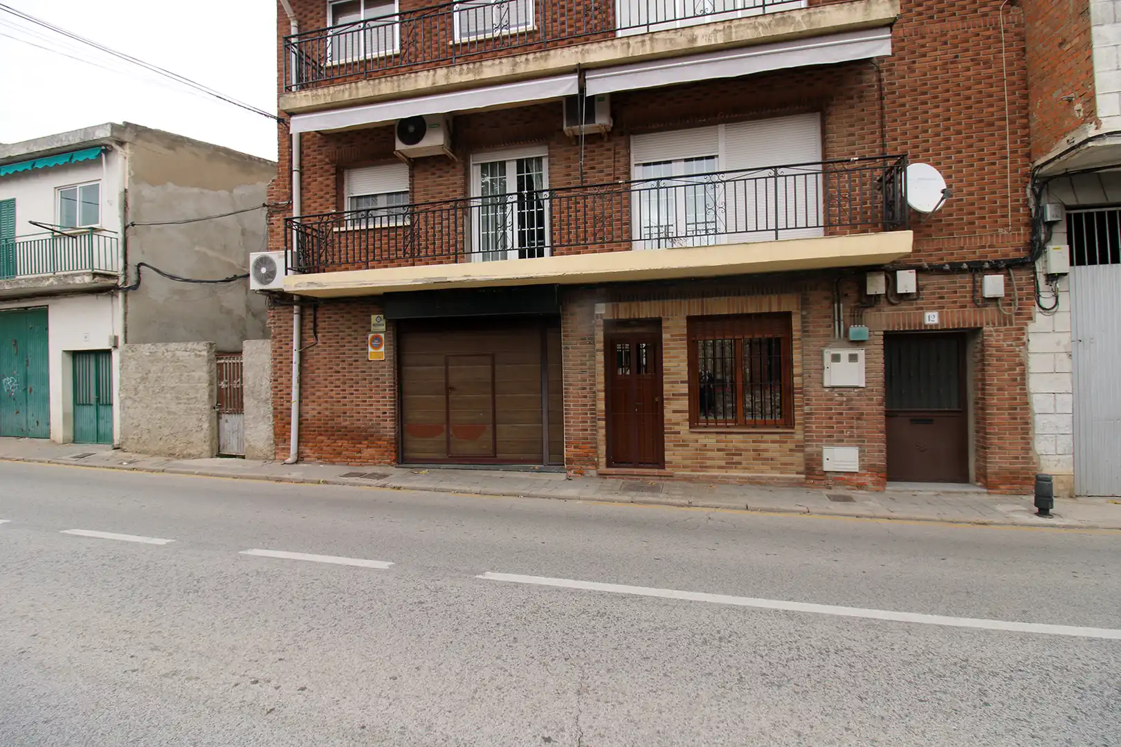 Local comercial de lloguer a Calle de San Francisco, imagen 3