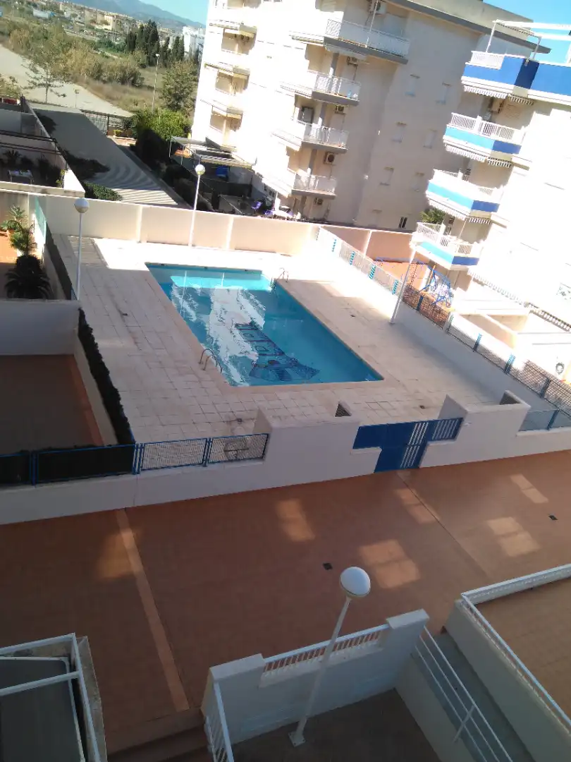 Schwimmbecken von Wohnung zum Verkauf in Canet d'En Berenguer mit Klimaanlage, Heizung und Terrasse