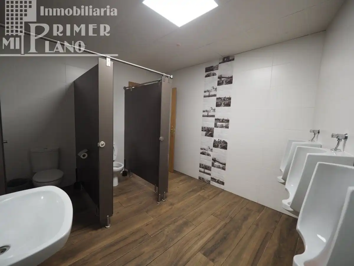 Baño de Edificio en venta en La Solana  