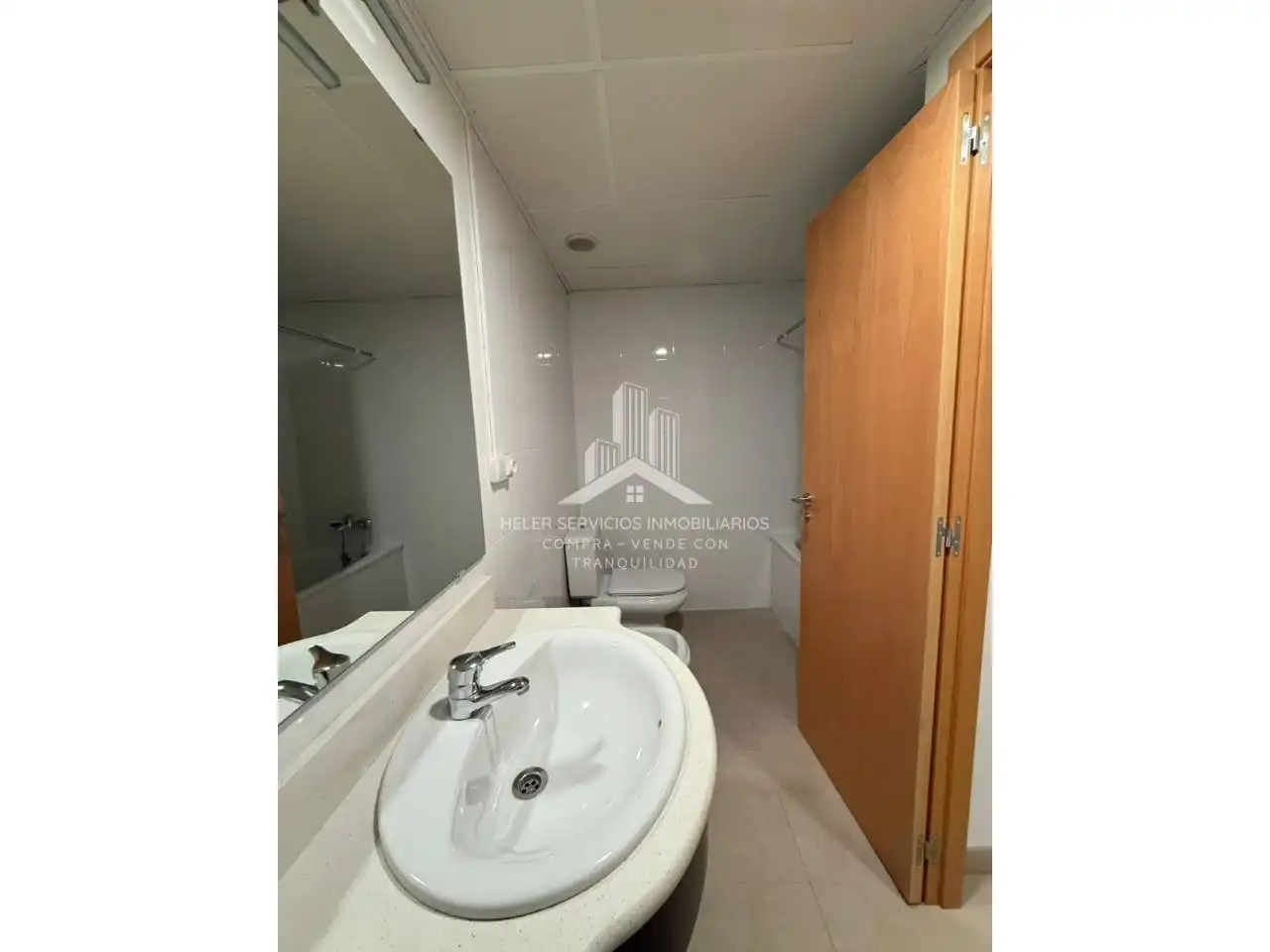 Baño de Piso de alquiler en Cabanes con Aire acondicionado, Calefacción y Trastero