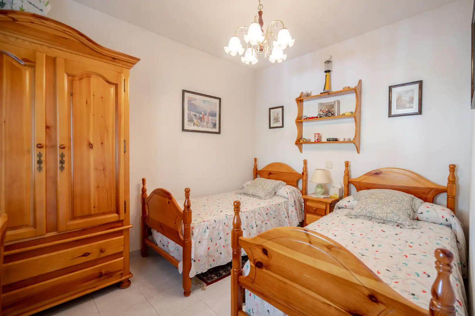 Bedroom of Detached homes for sale in El Tiemblo   with Heating, Terrace and Community pool
