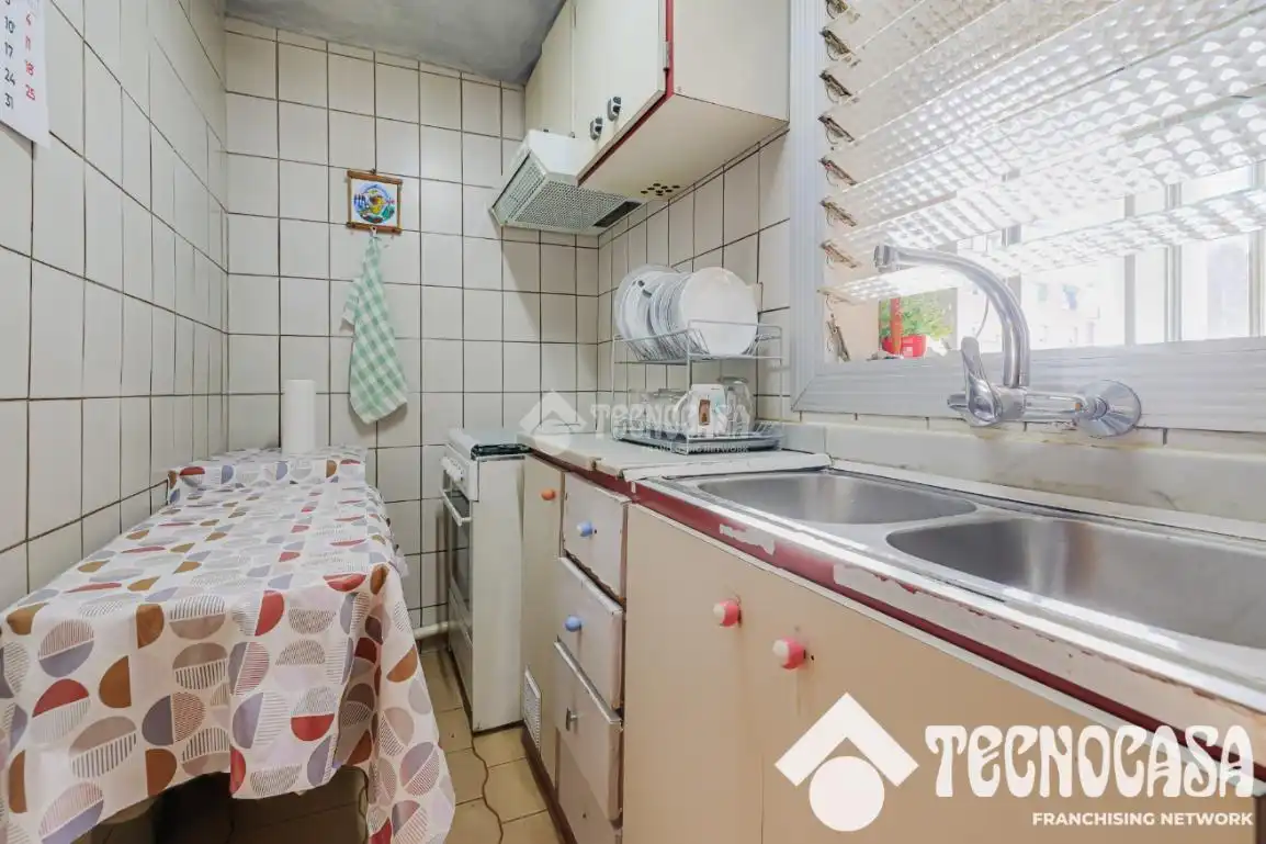 Kitchen of Flat for sale in Can Feu - Gràcia