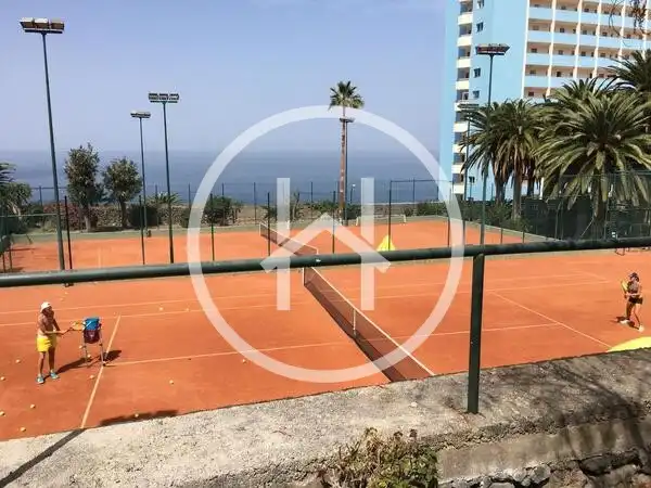 Vista exterior de Loft en venta en Puerto de la Cruz con Amueblado, Balcón y Piscina comunitaria