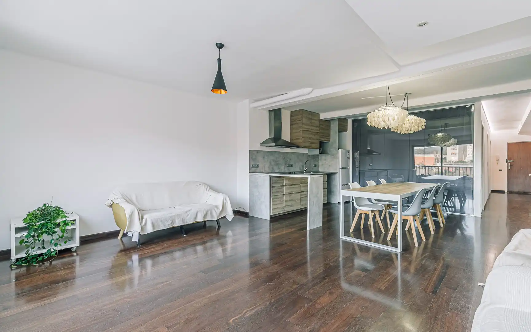 Wohnzimmer von Wohnung zum Verkauf in Barcelona mit Klimaanlage, Heizung und Möbliert