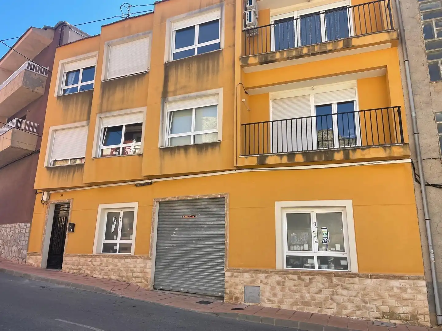 Local comercial en venta en Calle del Doctor Salcedo 65, imagen 5