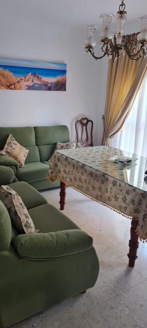 Sala d'estar de Pis de lloguer en Ronda amb Aire condicionat i Moblat