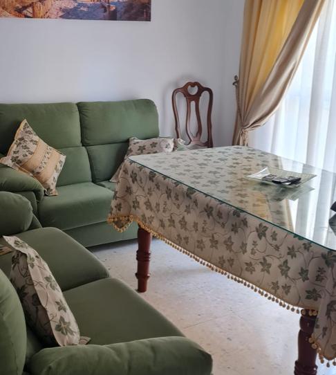 Photo 1 of Flat to rent in Calle Cayetano Ordóñez, San Cristóbal, Málaga