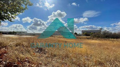 SE VENDE TERRENO INDUSTRIAL EN MALPARTIDA DE CÁCERES