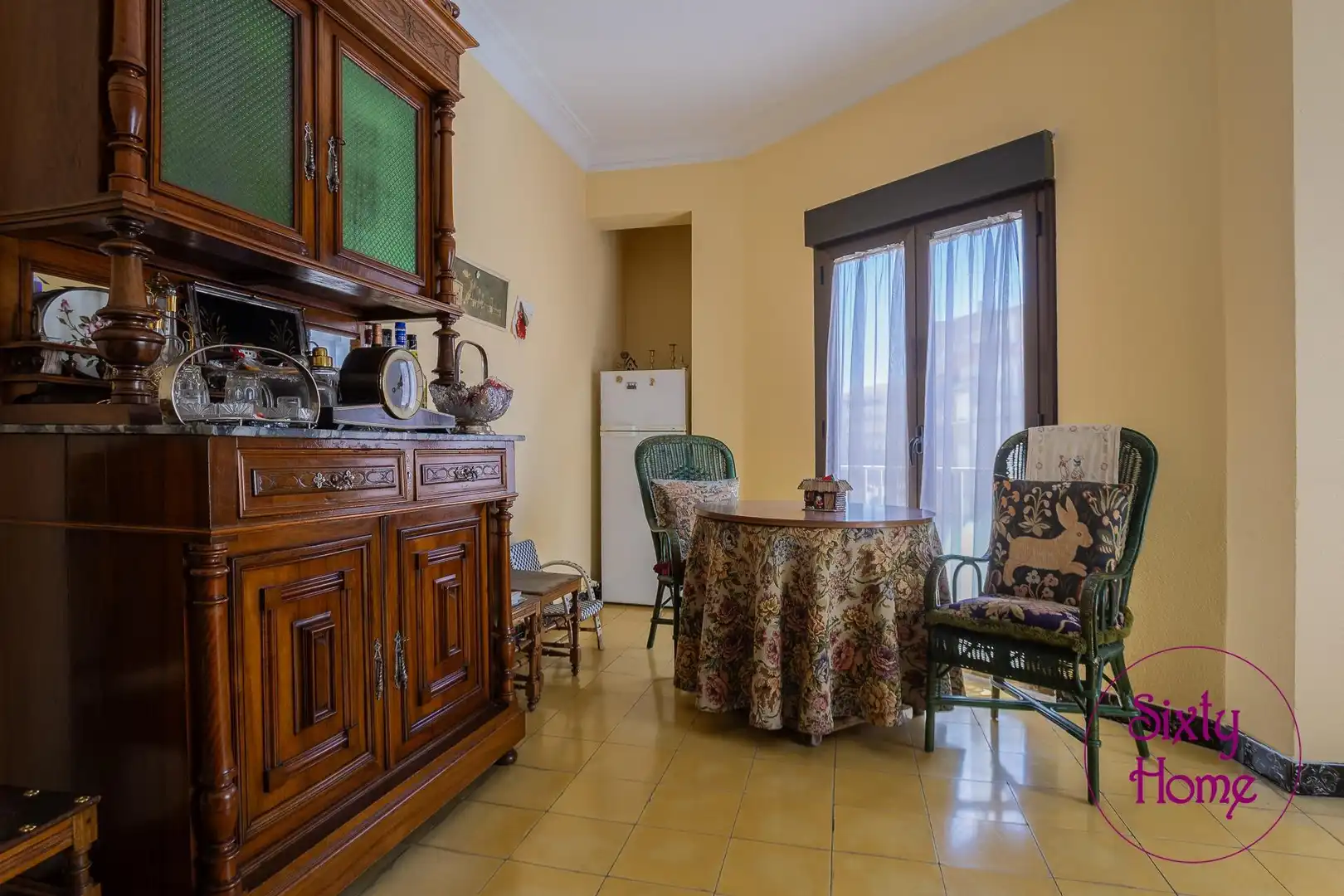 Comedor de Piso en venta en Tauste con Terraza, Trastero y Amueblado