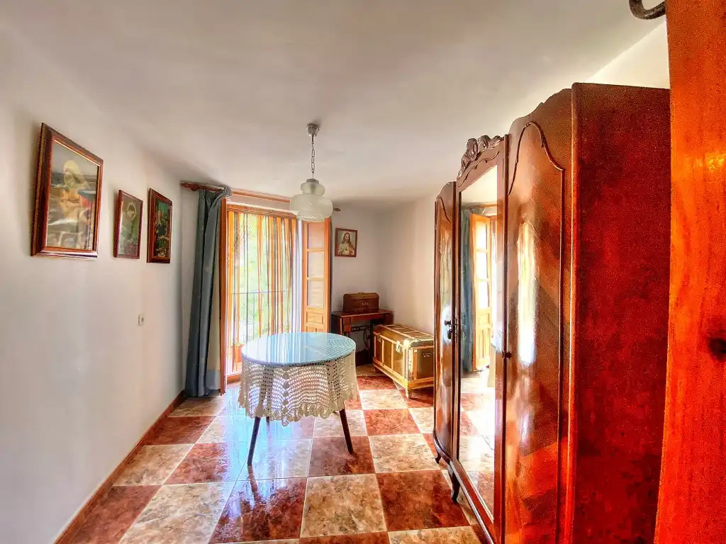 Finca rústica en venta en Salares con Terraza, Trastero y Amueblado
