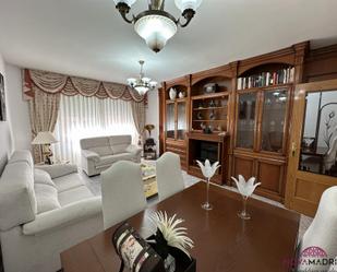 Sala d'estar de Pis en venda en Fuenlabrada amb Calefacció i Terrassa