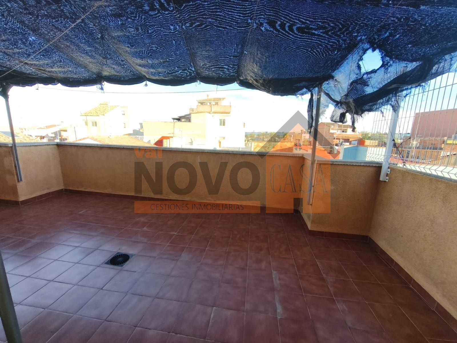 Terrace of Single-family semi-detached for sale in Picassent