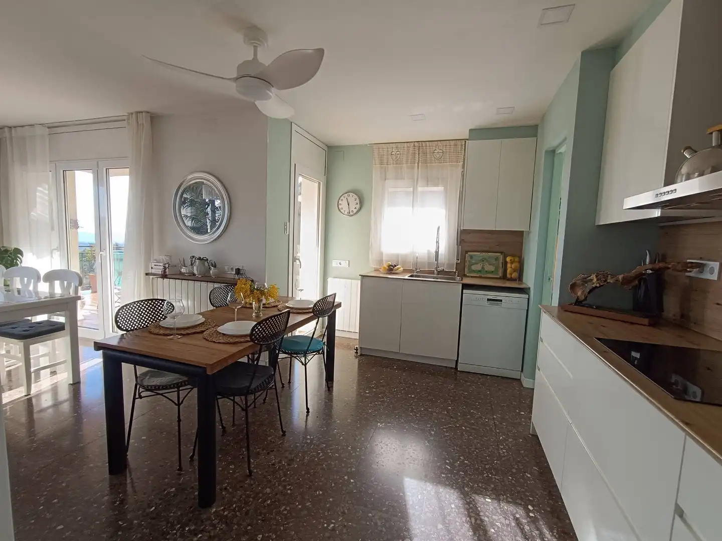 Cocina de Casa o chalet en venta en Castellar del Vallès con Calefacción, Balcón y Jacuzzi