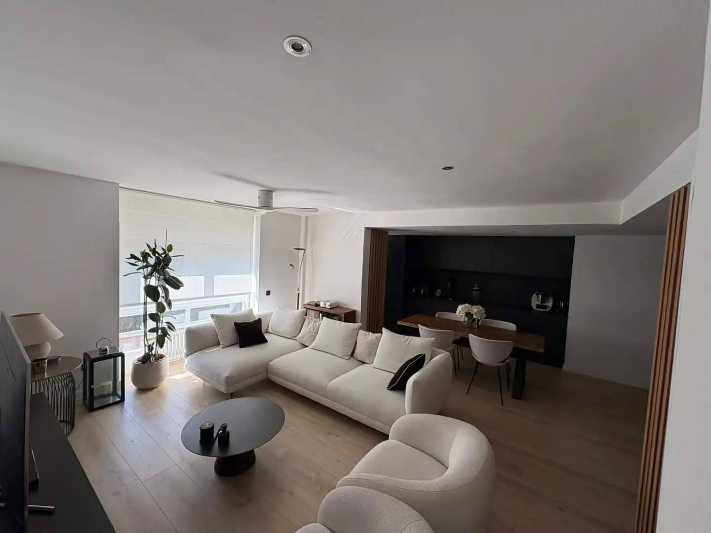 Wohnzimmer von Wohnung zum Verkauf in Madrid mit Heizung, Abstellraum und Gemeinschaftspool