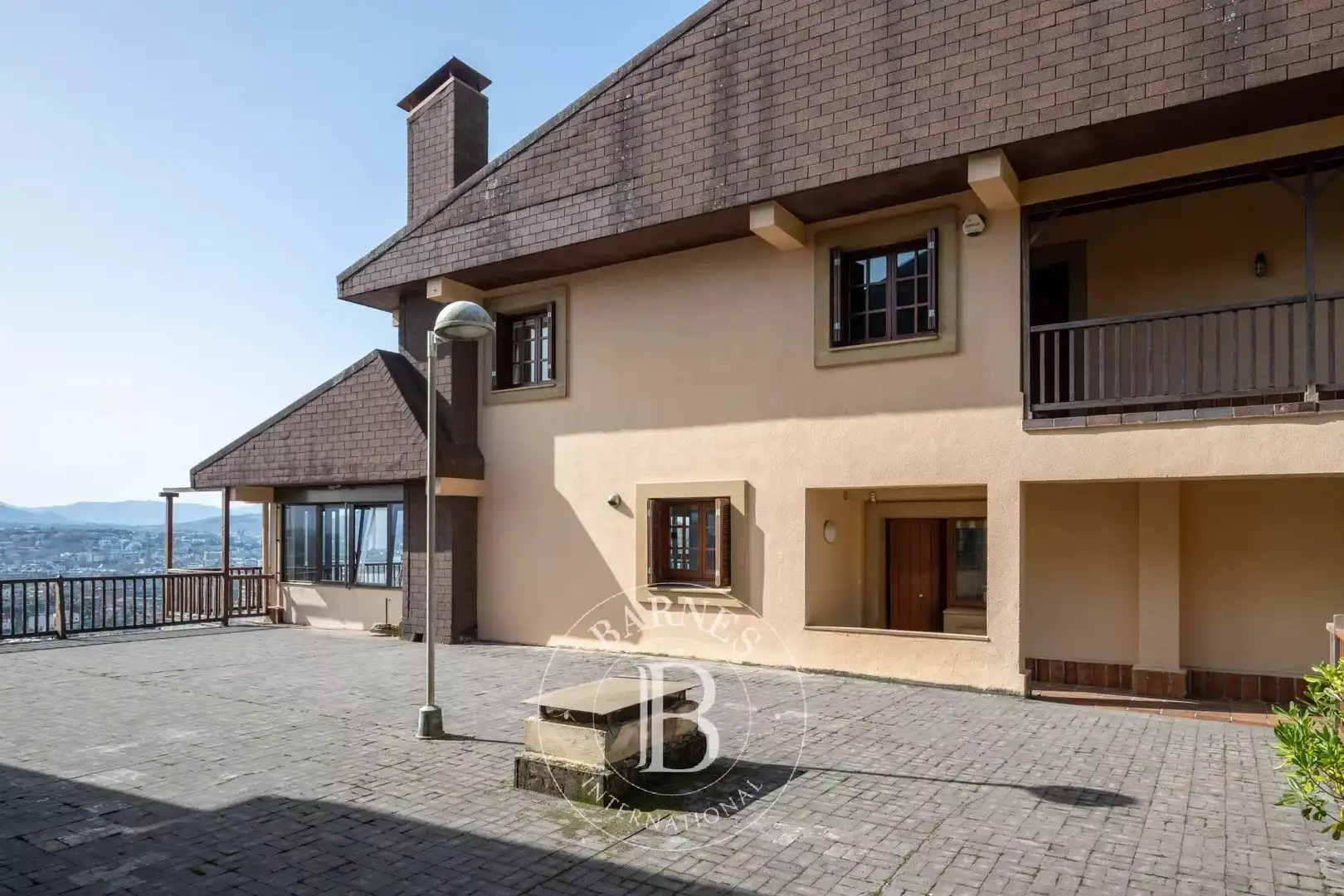Exterior view of Duplexes for sale in Donostia - San Sebastián   with Heating, Balcony and Internet