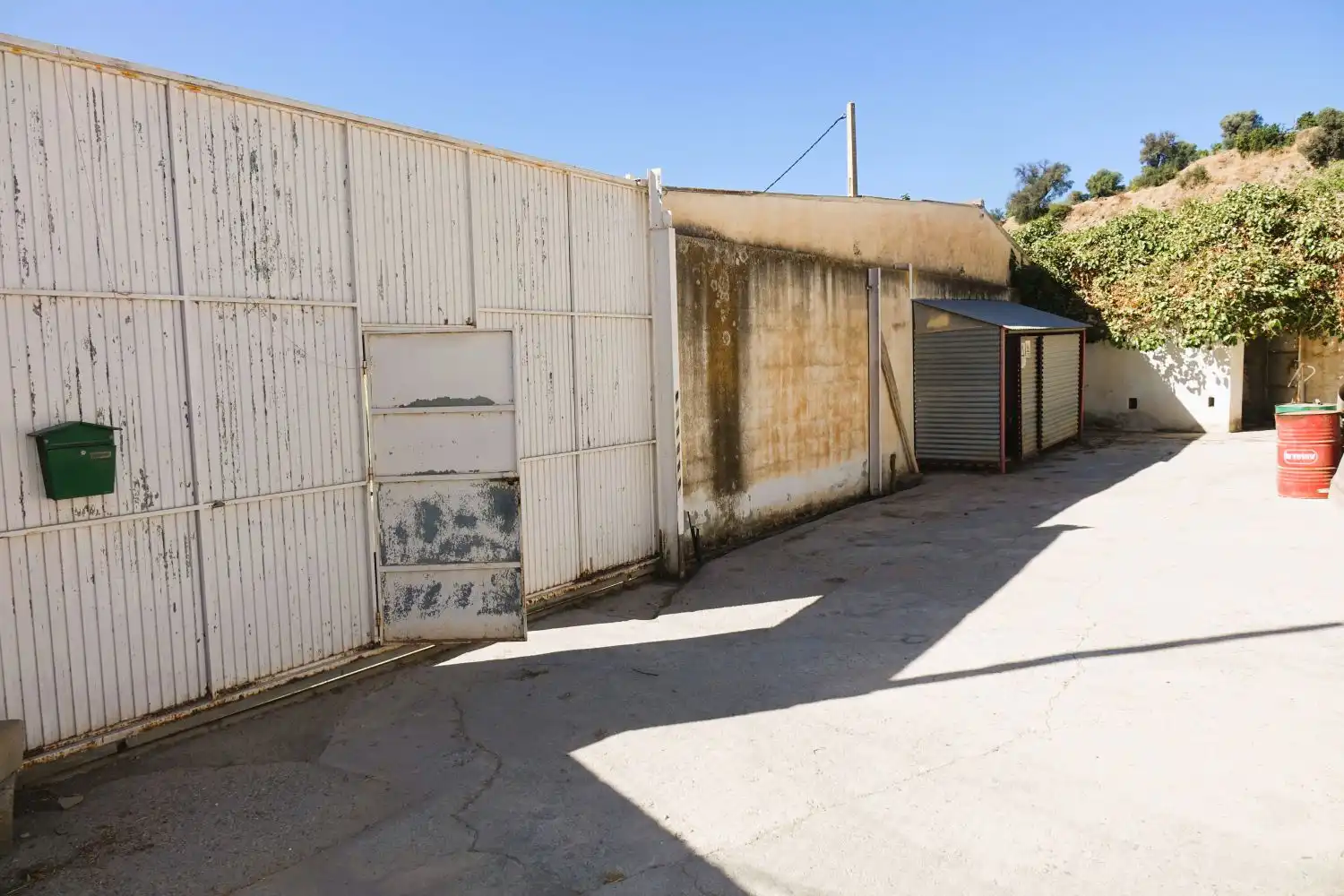 Außenansicht von Fabrik Grundstücke zum Verkauf in Órgiva, Granada