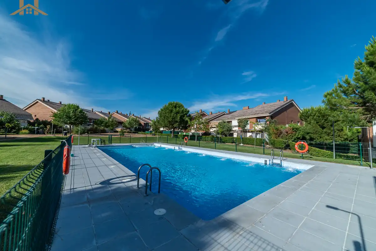 Swimming pool of Flat for sale in Illescas  with Air Conditioner, Heating and Terrace