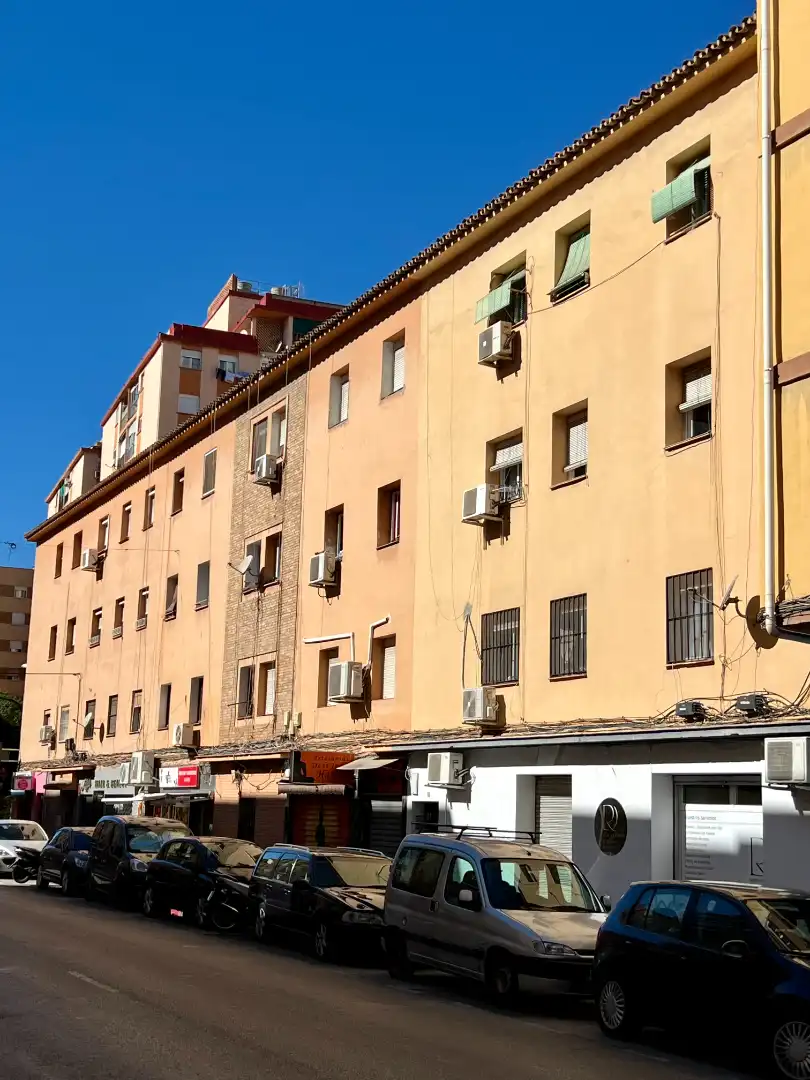 Vista exterior de Edificio en venta en Málaga