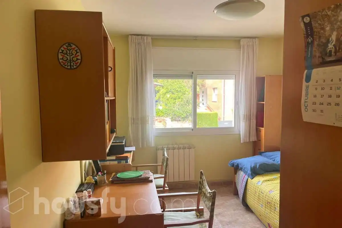 Bedroom of Houses for rent in Martorell  with Heating, Private garden and Terrace