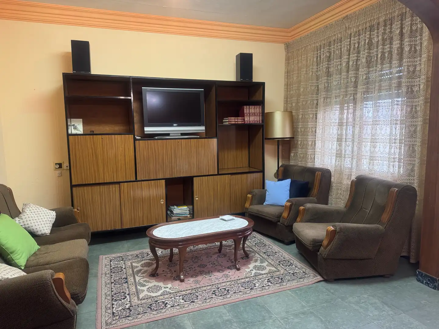Sala d'estar de Casa o xalet en venda en Tàrrega amb Jardí privat i Terrassa
