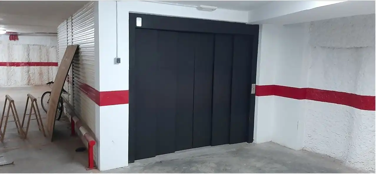 Einzelparkplatz zum Verkauf in Carrer els Dolors 58, imagen 3