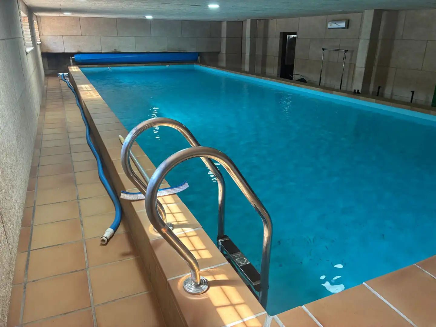 Piscina de Finca rústica en venta en Cabezuela del Valle con Calefacción, Jardín privado y Terraza