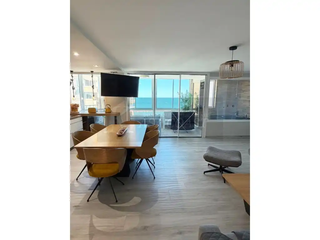 Flat with pool for sale in Puerto Deportivo, imagen 3