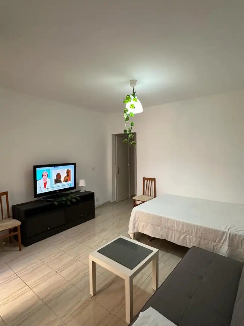 Vivienda con piscina en venta en ISABEL MANOJA 32, imagen 2