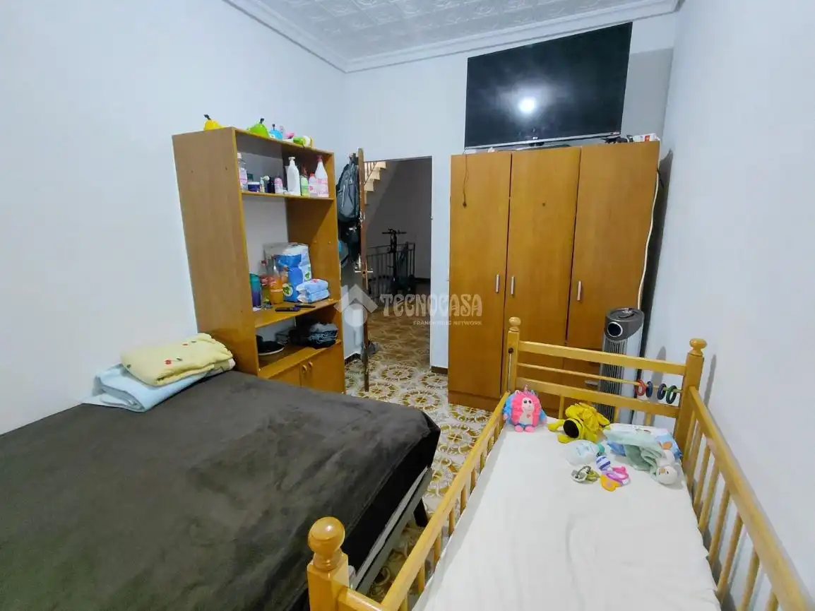 Dormitori de Casa adosada en venda en Sevilla