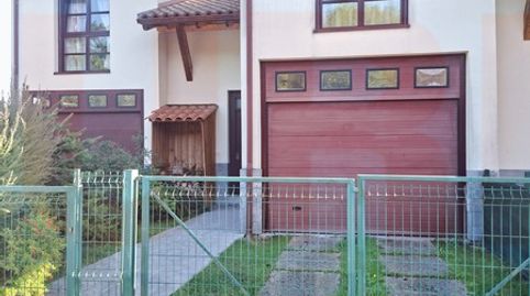 Foto 2 de Casa o xalet en venda a Barrio de la Llosa, Sariego, Asturias