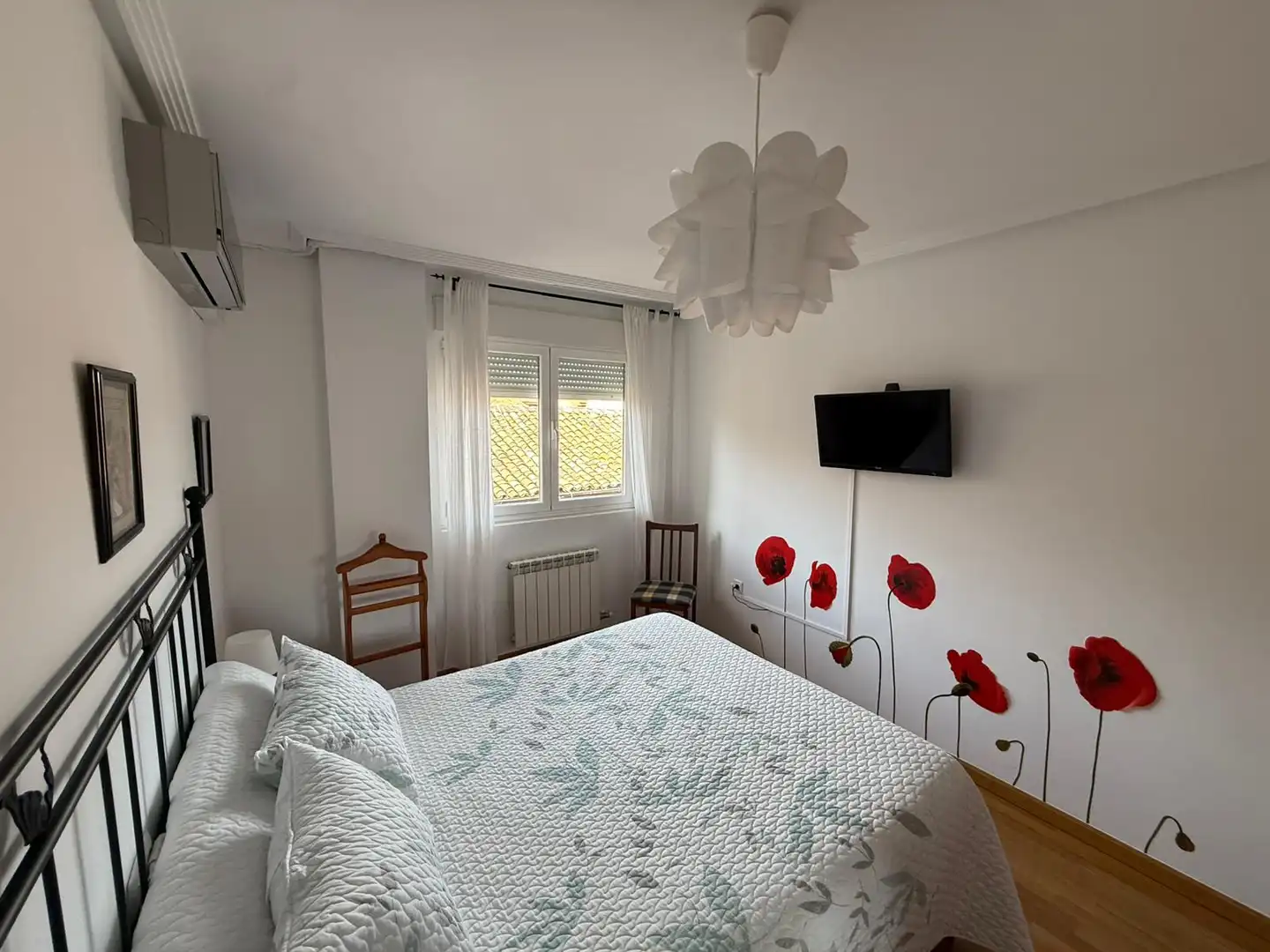 Schlafzimmer von Wohnung zum Verkauf in Valencia de Don Juan mit Klimaanlage, Heizung und Abstellraum