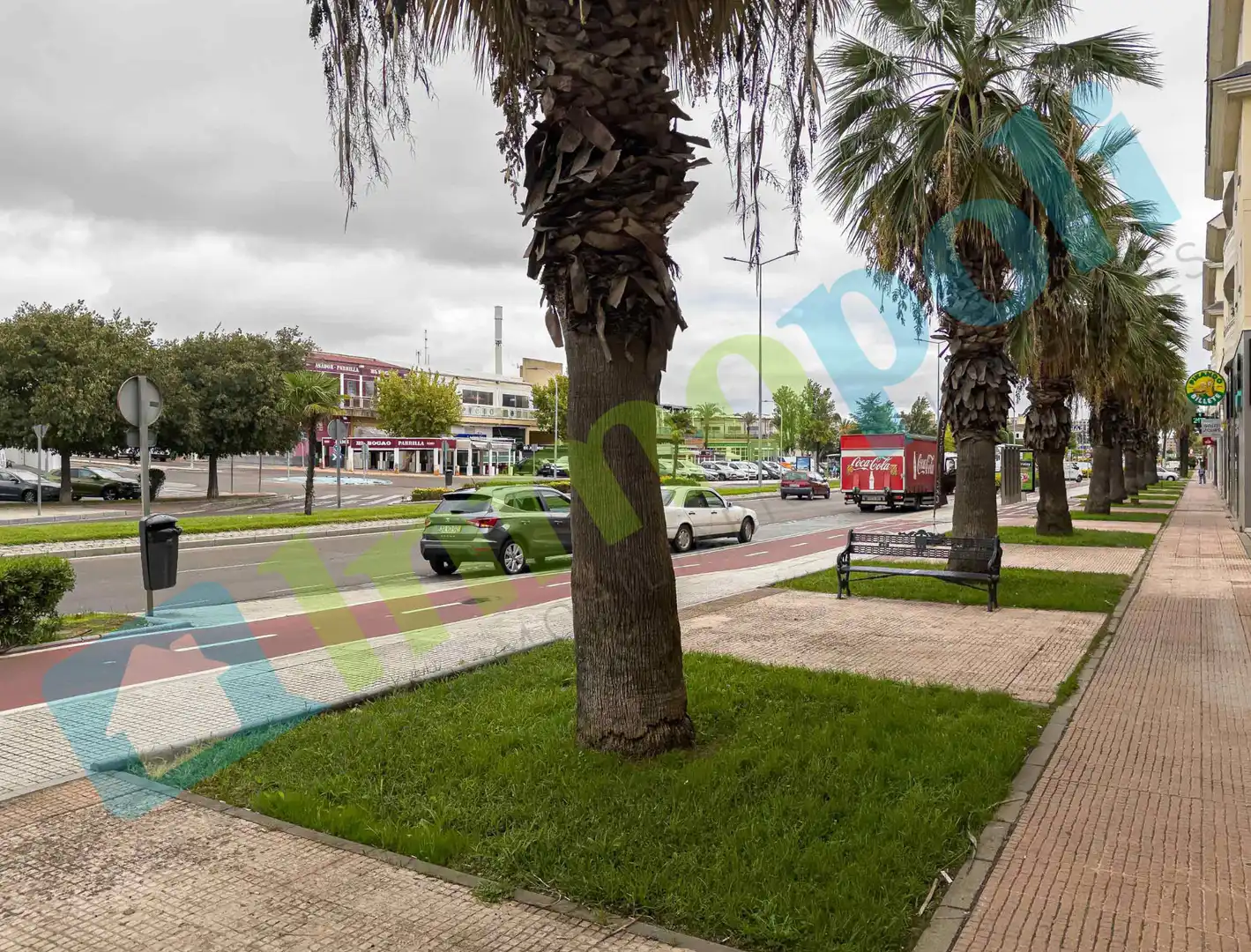 Local comercial en venda a Avenida de Elvas, imagen 2
