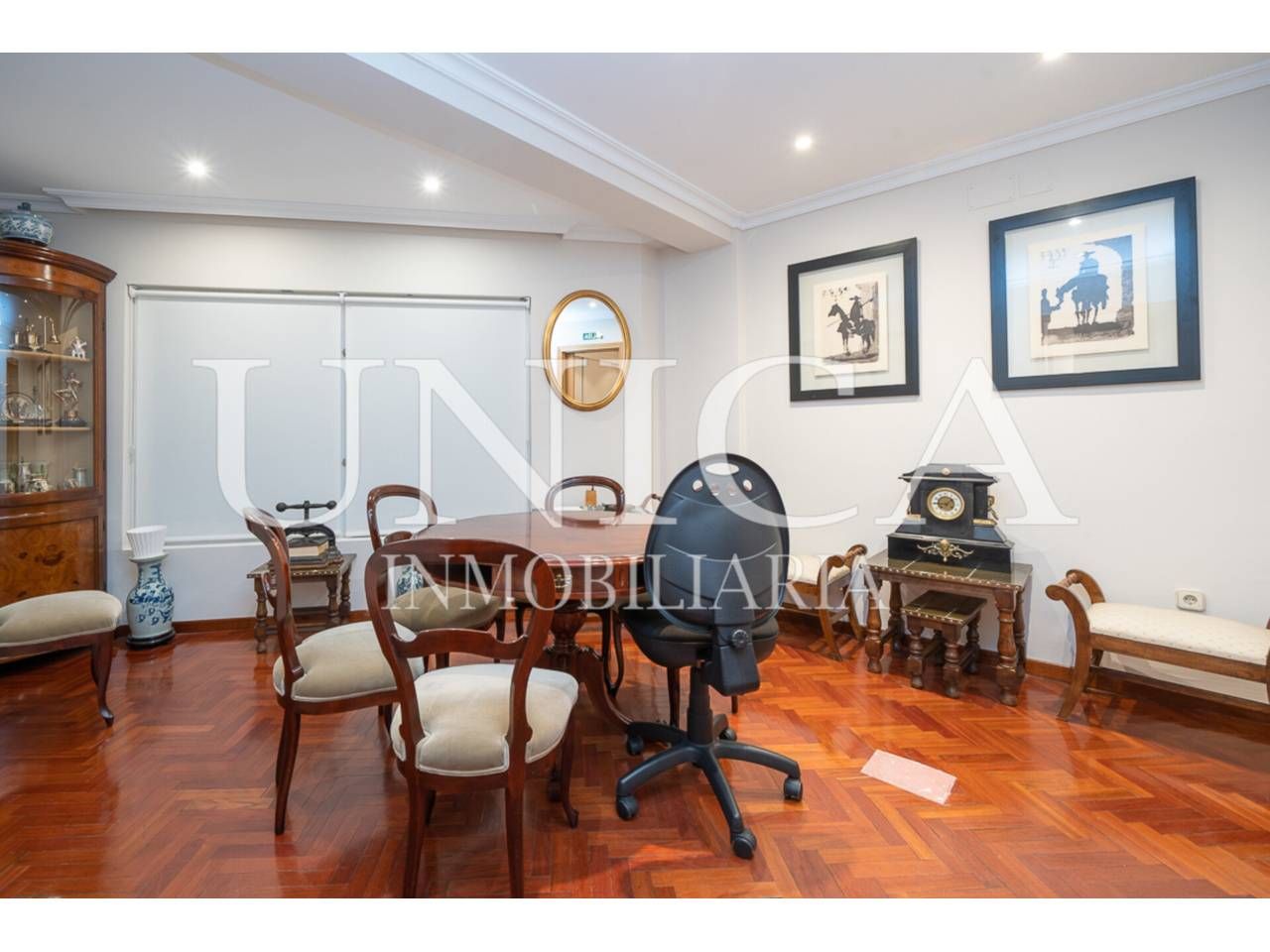Flat for sale in  Madrid Capital  with Air Conditioner, Heating and Alarm