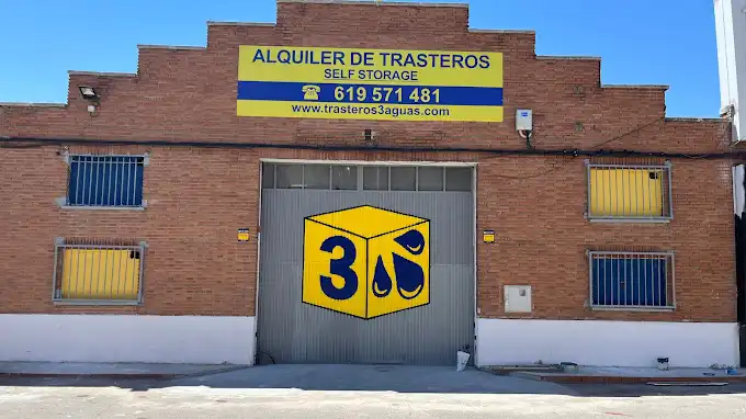 Vista exterior de Trastero de alquiler en Alcorcón con Alarma
