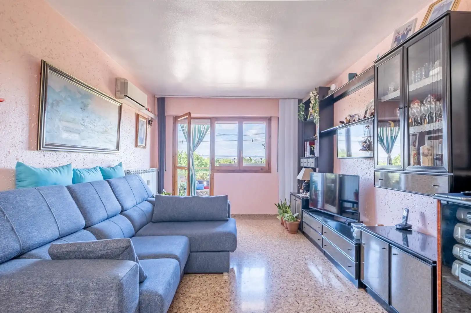 Living room of Flat for sale in Utebo  with Air Conditioner, Heating and Balcony