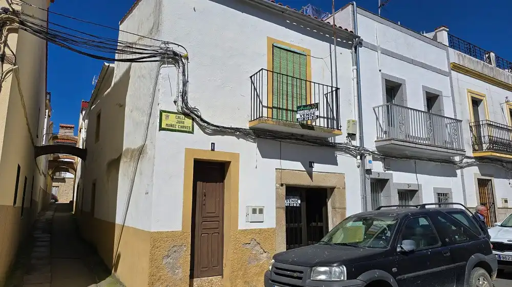 Vista exterior de Piso en venta en Arroyo de la Luz