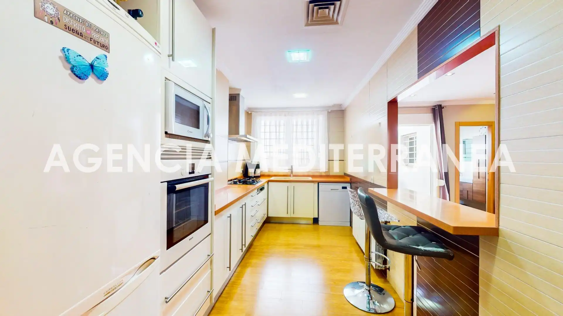 Cocina de Casa o chalet en venta en Burjassot con Aire acondicionado, Calefacción y Terraza