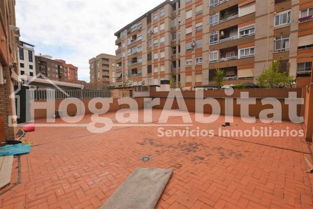 Piso en Venta en Avenida PIO XII en Barrio de Campanar