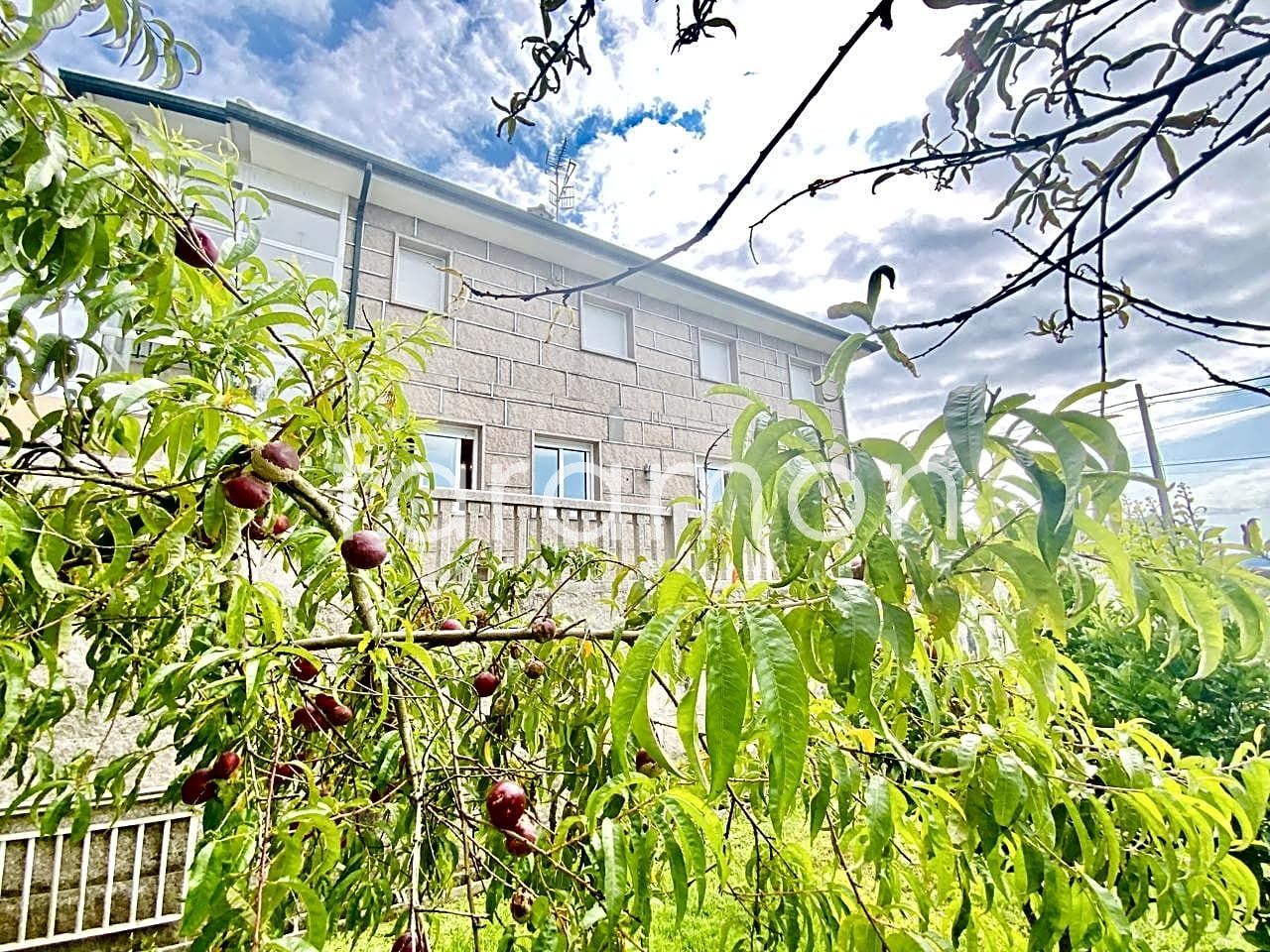 Exterior view of House or chalet for sale in Vigo   with Heating, Private garden and Terrace