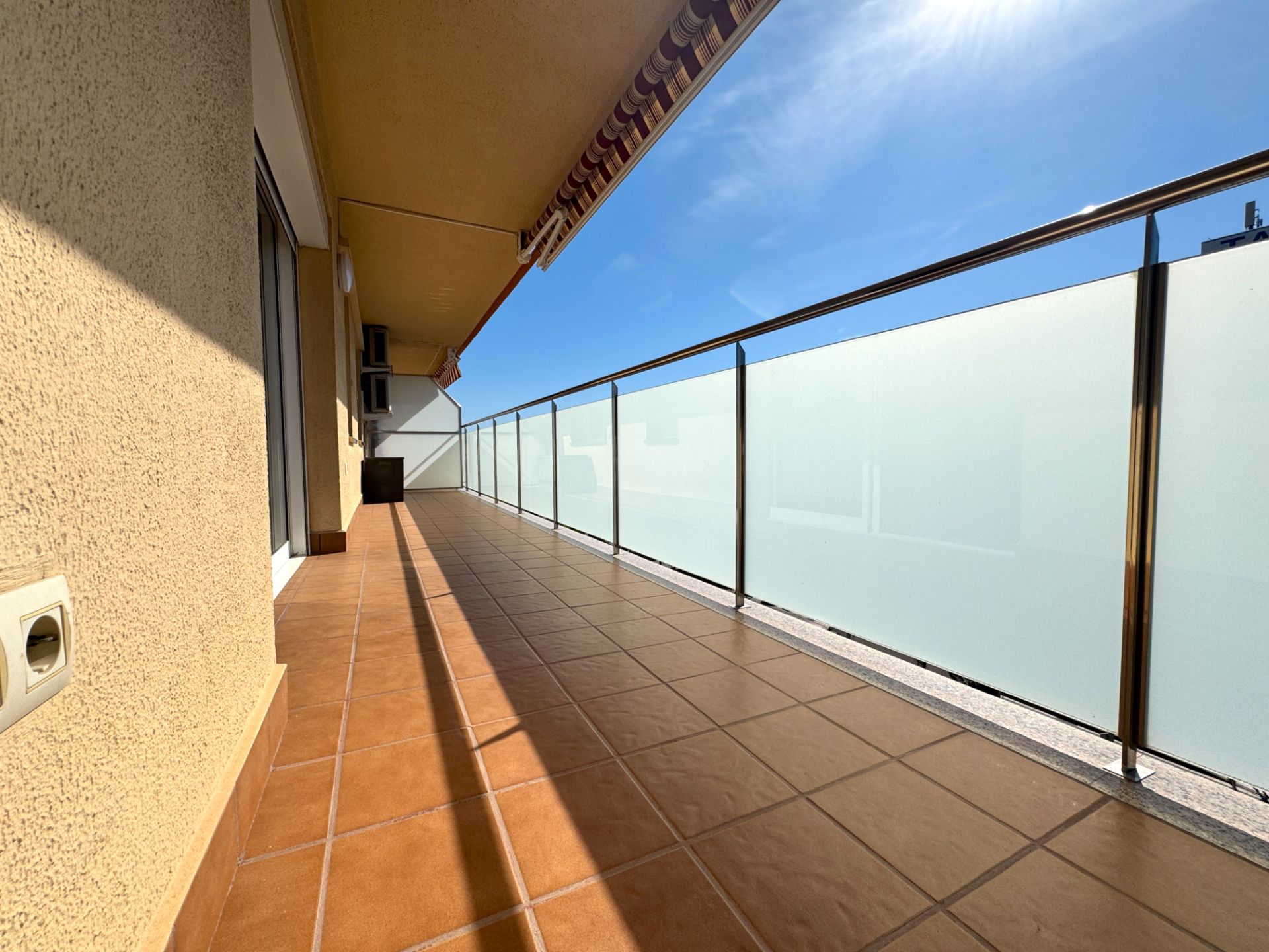 Terrace of Flat for sale in Santa Susanna  with Air Conditioner, Private garden and Parquet flooring