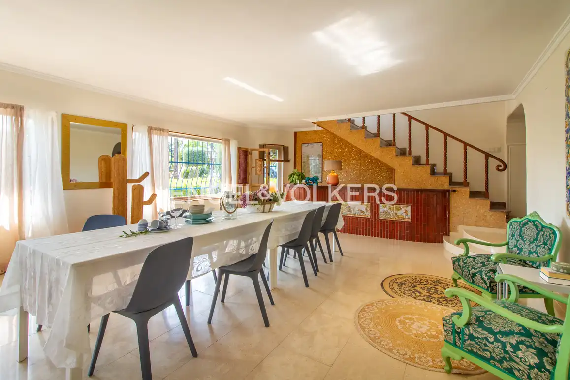 Casa con piscina en venta en Pueblo - Urbanizaciones, imagen 3