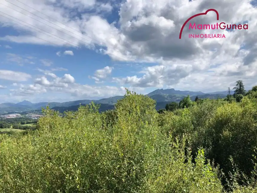 Terreno en venta en Lezo