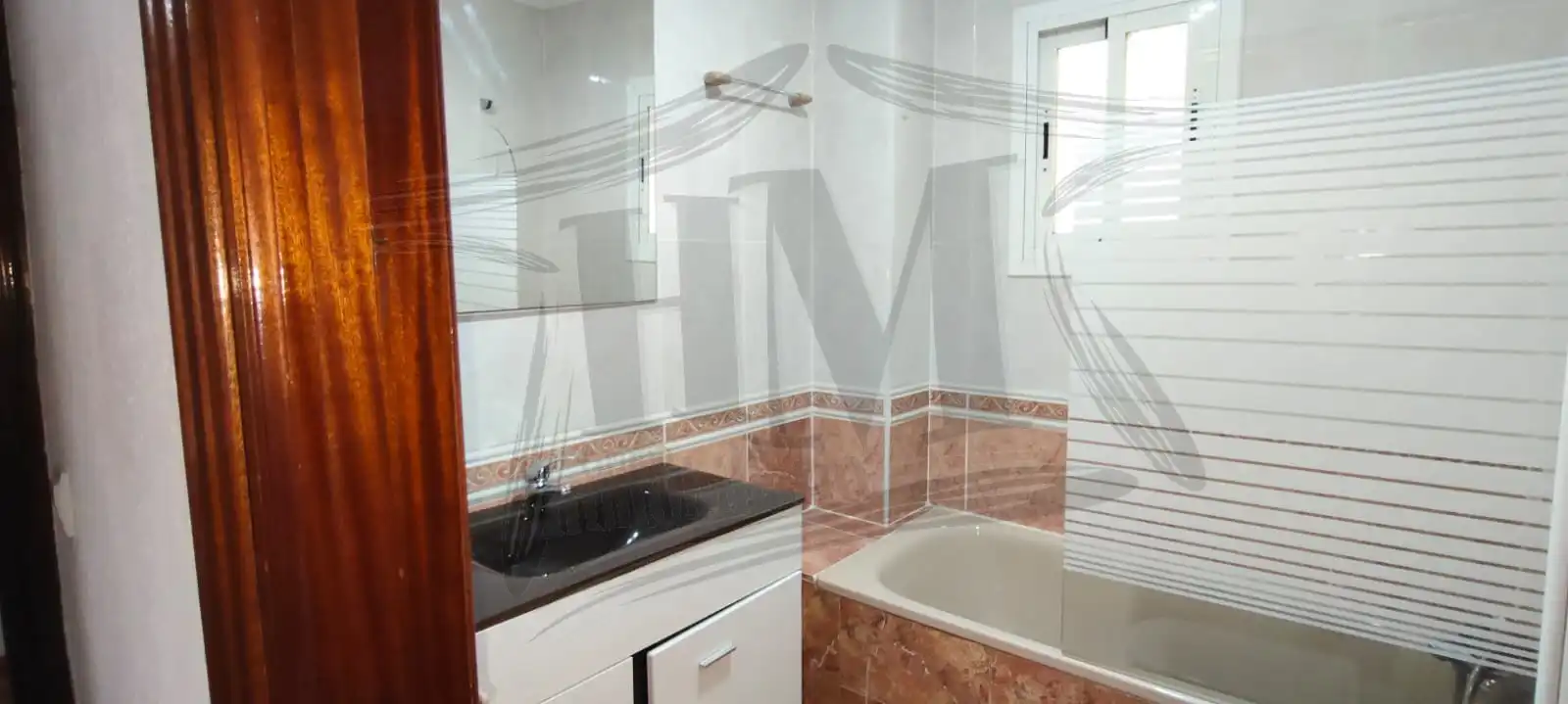 Baño de Piso en venta en Alcalá de Henares con Terraza y Internet