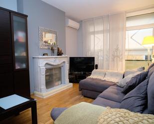 Living room of Flat for sale in  Barcelona Capital  with Air Conditioner, Heating and Balcony