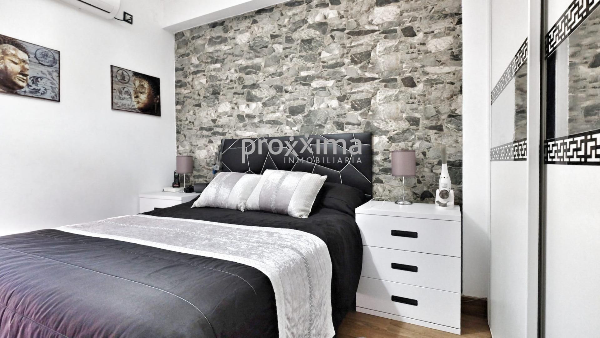 Bedroom of House or chalet for sale in  Sevilla Capital  with Storage room