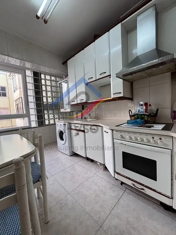Kitchen of Flat for sale in Santander  with Heating, Parquet flooring and Oven