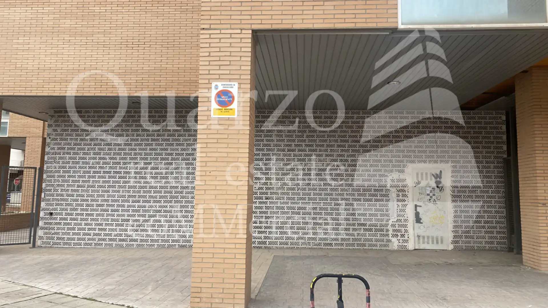 Vista exterior de Local de alquiler en Guadalajara Capital